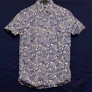 AMERICAN EAGLE OUTFITTER MENS BUTTON DOWN SHIRT SIZE XS